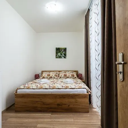 Aparthotel Apartmanovy Dom Stiavnica *