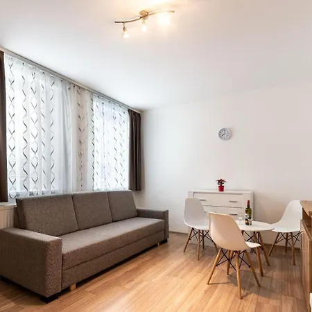 Apartmanovy Dom Stiavnica Aparthotel *