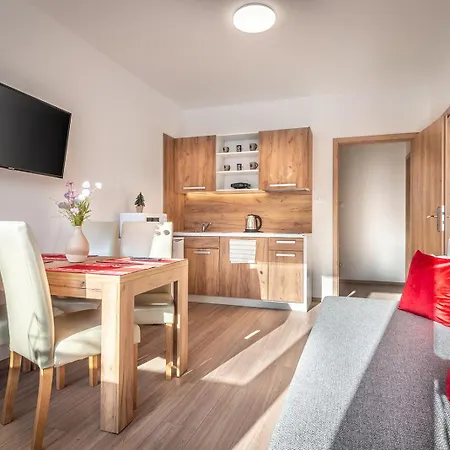 Apartmánový Dom štiavnica Apart-hotel 3*